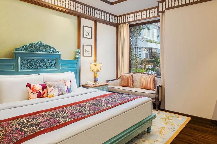 naini retreat nainital room