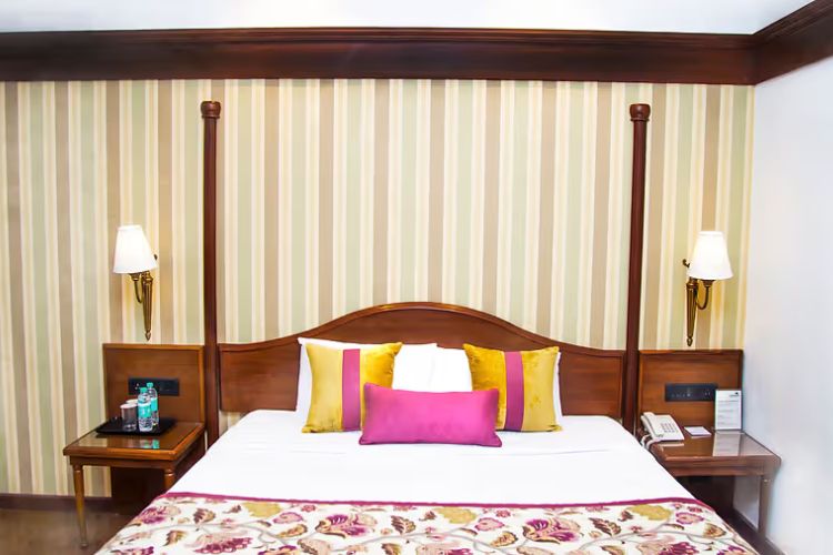 hotel shervani hilltop 